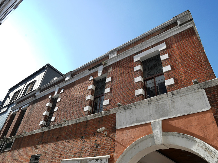 臺中市 中區 全安堂台灣太陽餅博物館+株式會社彰化銀行本店 — 傳統臺中名產、百年老屋與老銀行的匯集