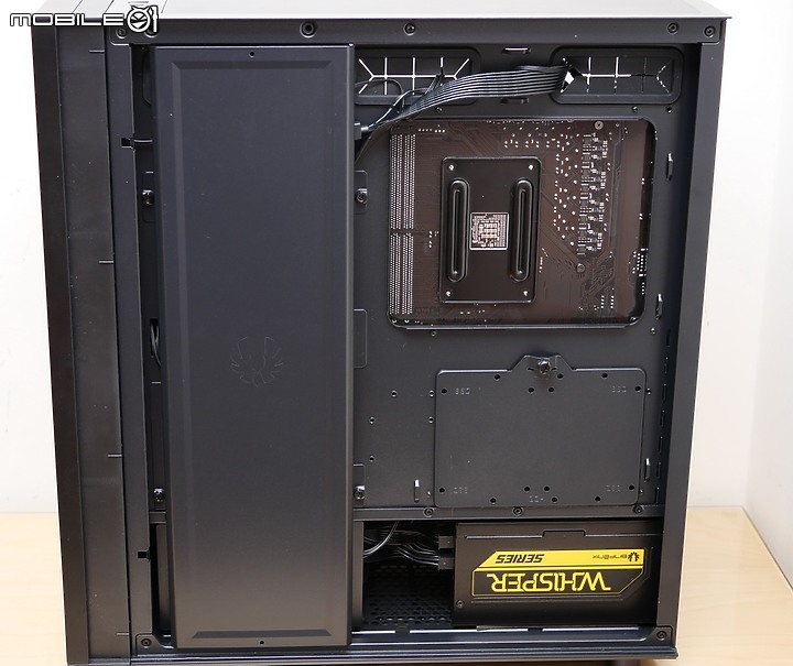 點我看大圖 車用防爆膜加持 BitFenix 火鳥 DAWN TG 黎明至尊 ATX 開箱