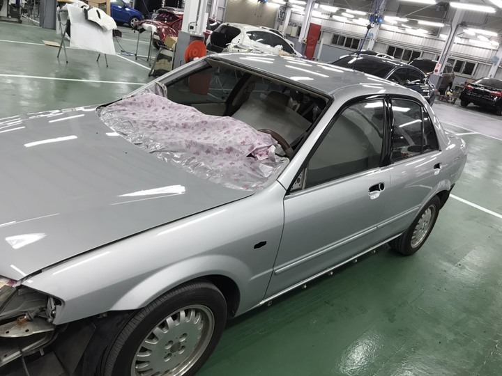 99年 Tierra 1.8 ghia 21歲的生日禮物~（單元２全車鈑烤-原廠篇）