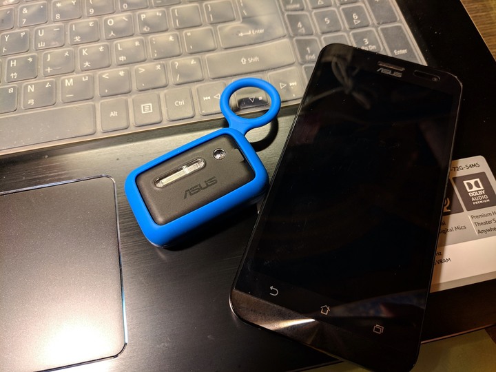 還有人記得這小玩意嗎? 小閃燈 ASUS ZenFlash