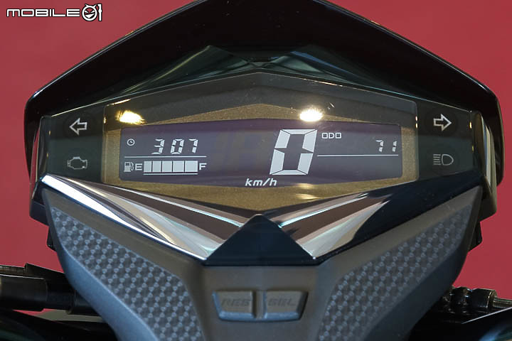 YAMAHA Limi 125 試駕 美型潮車 耐看好駕馭