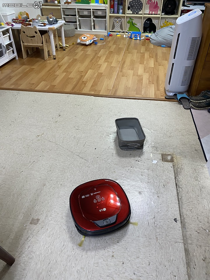 點我看大圖 【試用】LG A9+與濕拖清潔機器人,媽媽的打掃神器與陪玩好幫手。