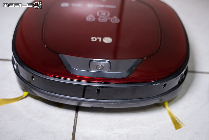 透天厝的打掃雙神器 ｜ LG 濕拖清潔機器人 & LG A9+濕拖無線吸塵器