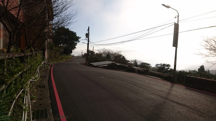 [樂山童盟] [台北北投] 悠遊"竹子湖"[猴崁湖田國小步道-百年楓香巨木-草山水道滾水頭-猴崁水圳古道-青楓步道-竹子湖黑森林-水車寮步道]