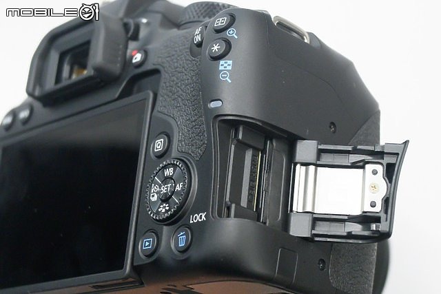 【乳摸】Canon 新鏡 RF 24-105mm IS STM 與入門機「850D」外觀照流出！