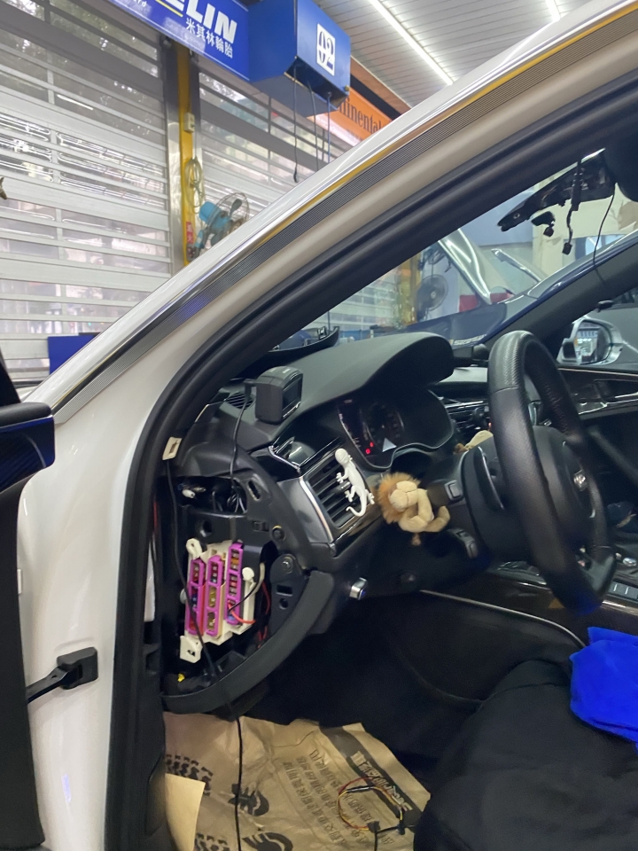 AUDI A6 C7 電子後照鏡完勝