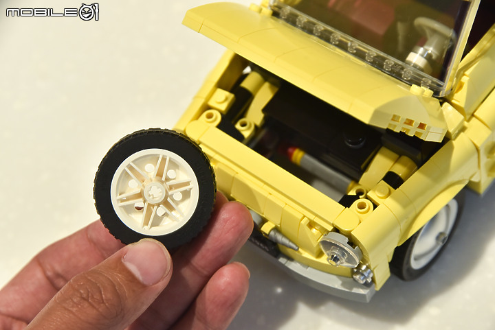 【搭真車一起開箱！】樂高Lego 10271 Fiat 500，各項經典元素完整重現！