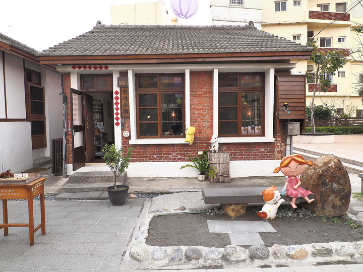 彰化 鹿港 桂花巷藝術村 — 融合日式宿舍與彩繪,好玩又好拍,逛老街以外的另一選擇