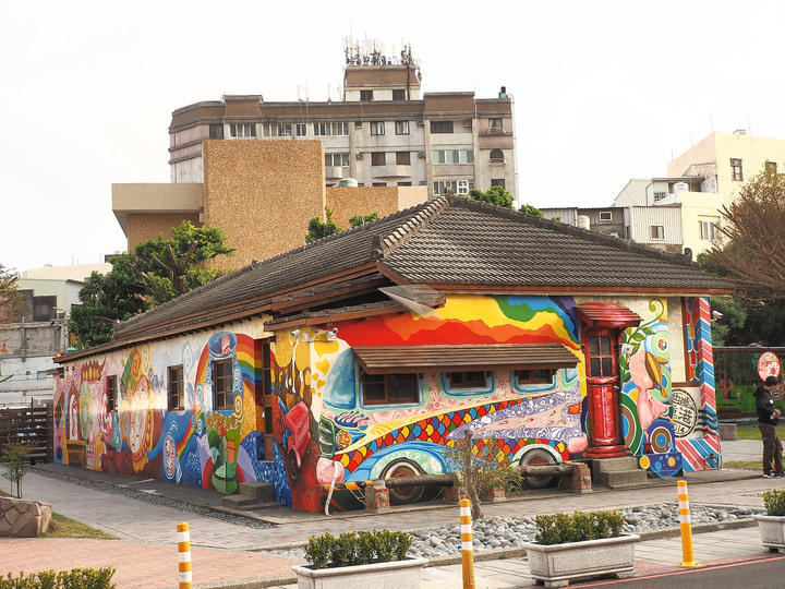 彰化 鹿港 桂花巷藝術村 — 融合日式宿舍與彩繪,好玩又好拍,逛老街以外的另一選擇
