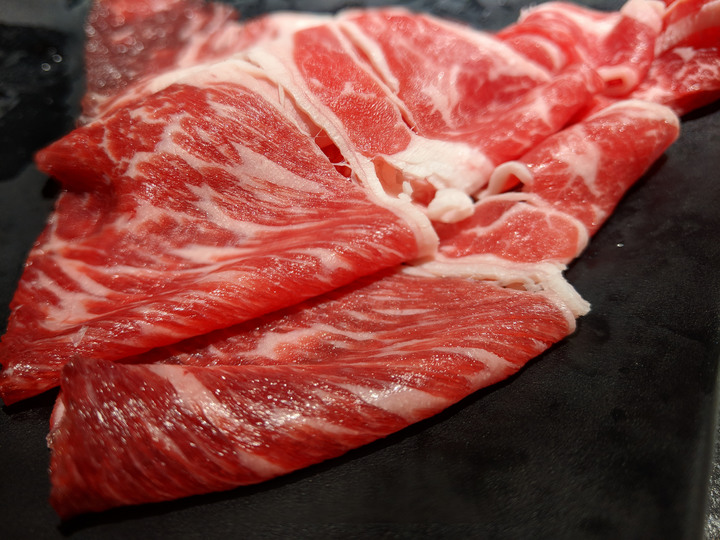 【食記】台北松江南京站 椒心苑 | 大口吃鮮肉,麻辣鍋吃到飽,哈根達斯與莫凡彼