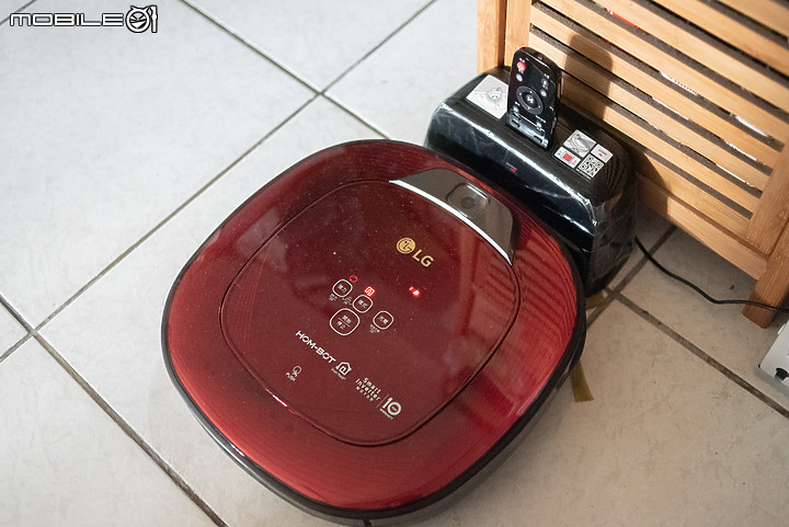 透天厝的打掃雙神器 ｜ LG 濕拖清潔機器人 & LG A9+濕拖無線吸塵器