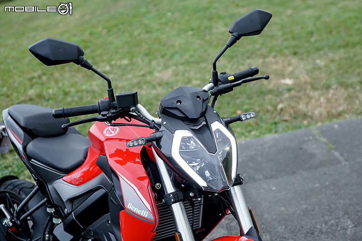 Benelli 125S 試駕 規格滿載樂趣十足