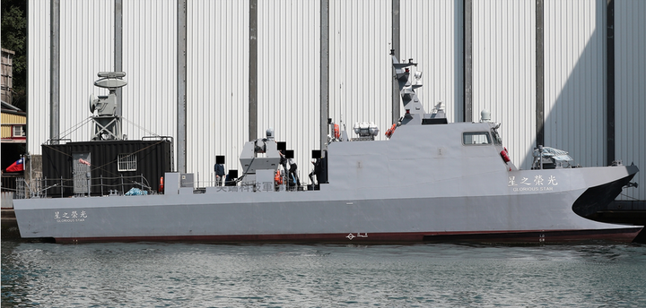「光榮之星」搭載「艦載鏈砲遙控系統」測試!