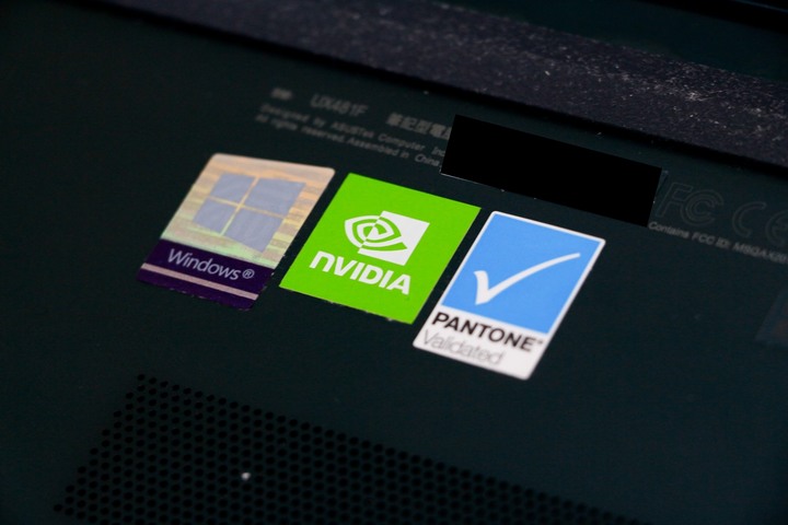 革命性的雙螢幕筆電 Zenbook Duo UX481