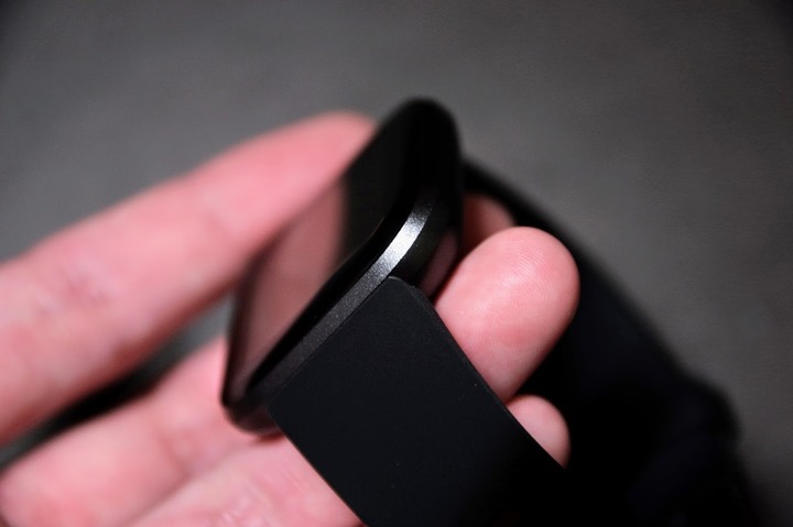 (不專業的開箱)FITBIT VERSA 2 智能運動手錶-行動支付與健康管理一錶到位!