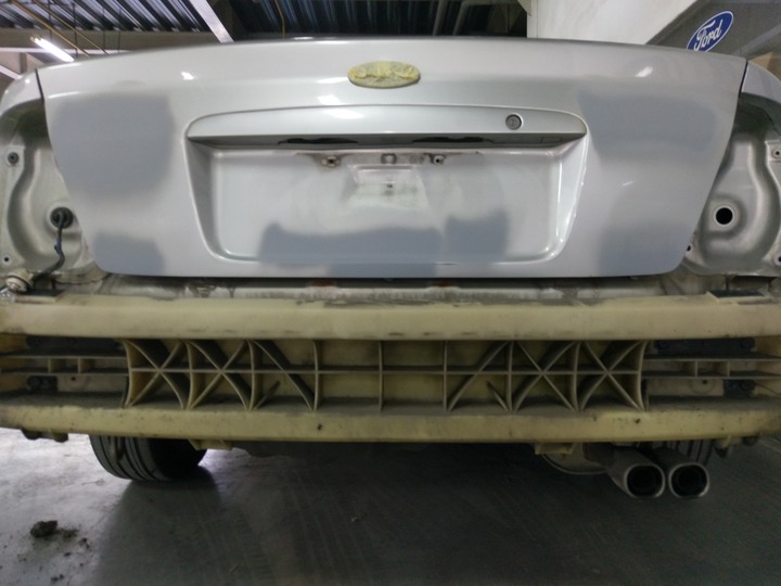 99年 Tierra 1.8 ghia 21歲的生日禮物~（單元２全車鈑烤-原廠篇）