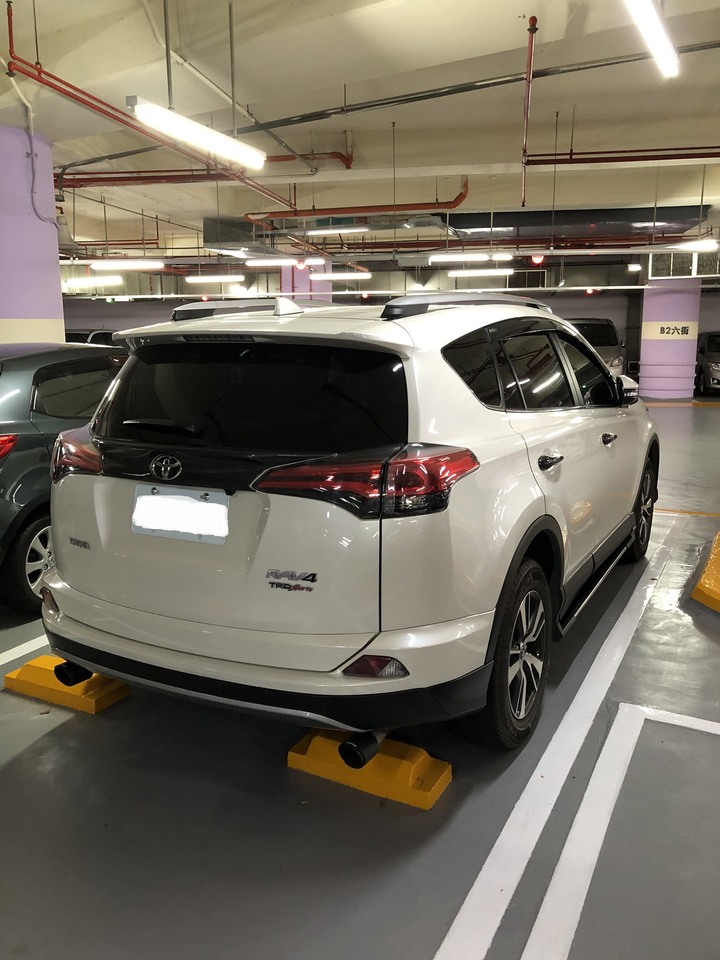 2017年式 RAV4 2.0尊爵版，打造屬於自己的客製化特仕車