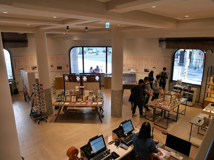 臺中市 中區 中央書局 — 穿越21年時光，再度重新的日治時期老書局
