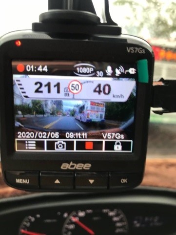 快譯通abee V57Gs 行車紀錄器開箱