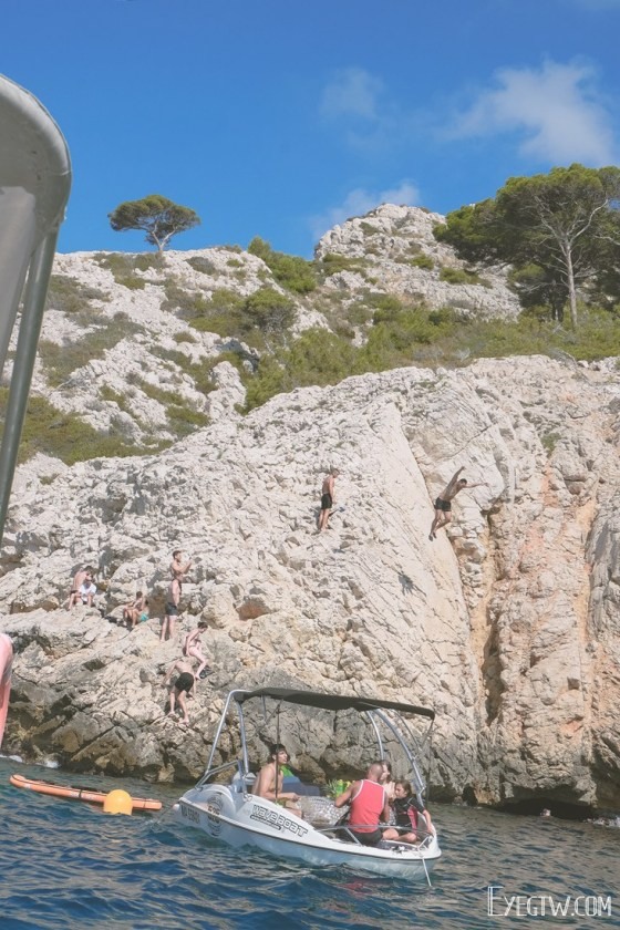 南法｜馬賽Marseille｜Calanques de Marseille卡朗格國家公園｜峽灣健行｜隱密的美麗沙灘