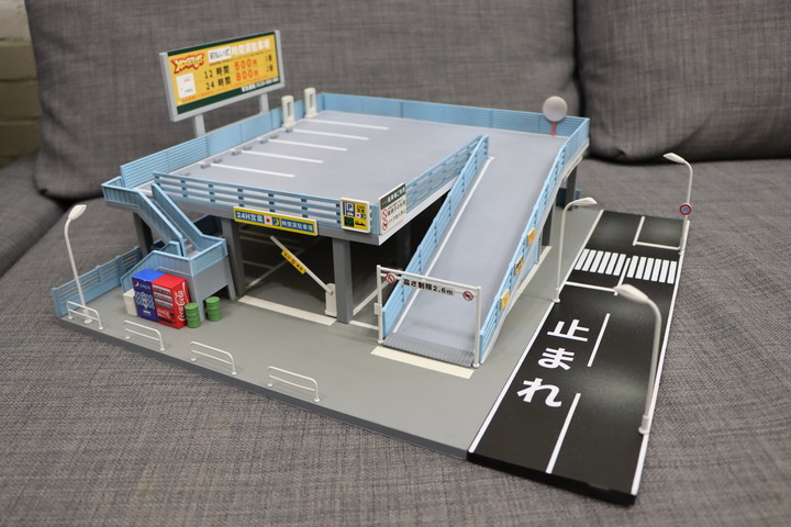 【新品】拓意 1層2段駐車場 1/64 立体駐車場 Xcartoys 新品】拓意 1層2段駐車場 1/64 立体駐車場 Xcartoys ミニカー