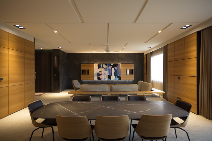 Contemporary Design + Apple Homekit + Philips Hue ...