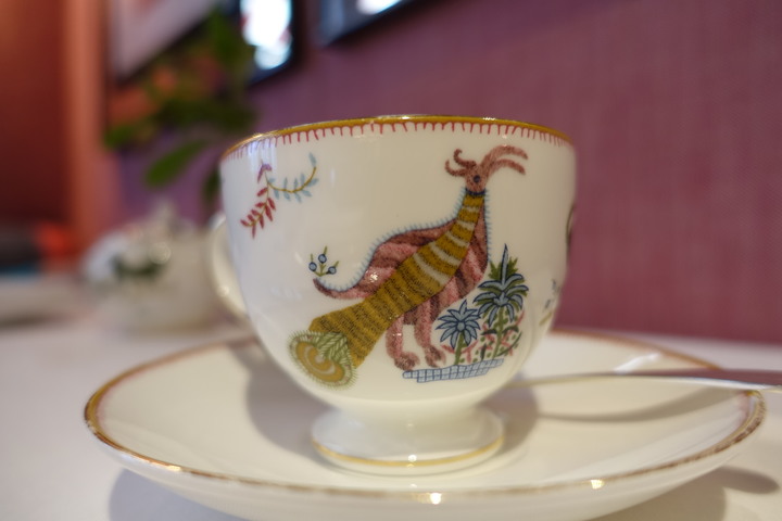 【外星貓遊地球】情人節就是要去吃下午茶啊!