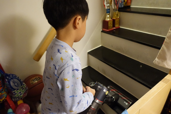 [大叔愛掃地] 各司其職X相輔相成-----LG 打掃雙神器體驗分享