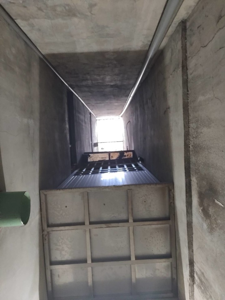 公寓天井的熱水器