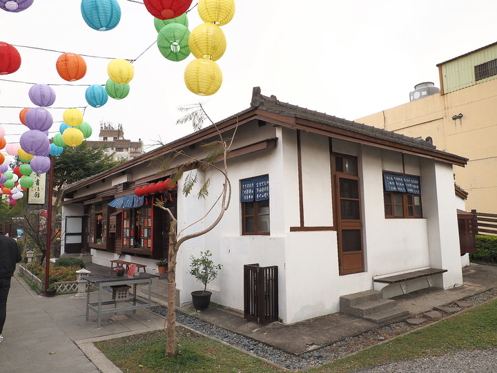 彰化 鹿港 桂花巷藝術村 — 融合日式宿舍與彩繪,好玩又好拍,逛老街以外的另一選擇