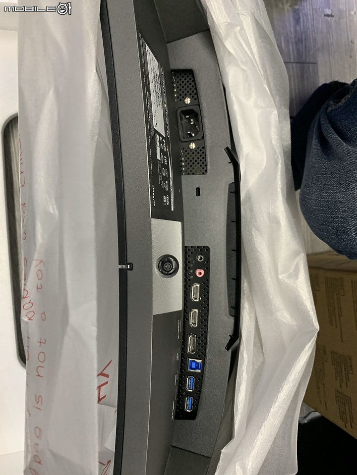 GIGABYTE技嘉 AORUS CV27Q 2K RGB曲面電競顯示器!不專業開箱圖多!