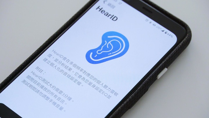 通話超越AirPods？Anker Soundcore Liberty Air 2 真無線藍牙耳機 | 清晰收音、Qi無線充電、APP自訂功能