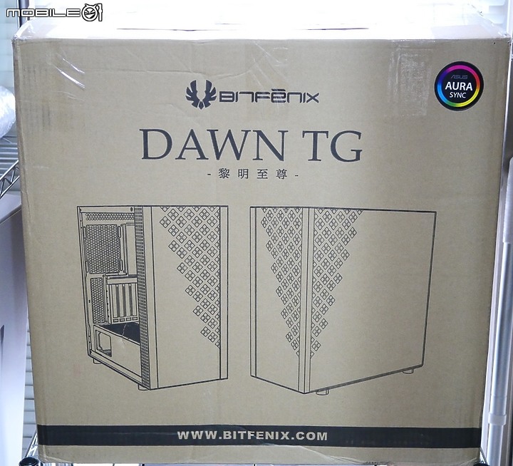 點我看大圖 車用防爆膜加持 BitFenix 火鳥 DAWN TG 黎明至尊 ATX 開箱