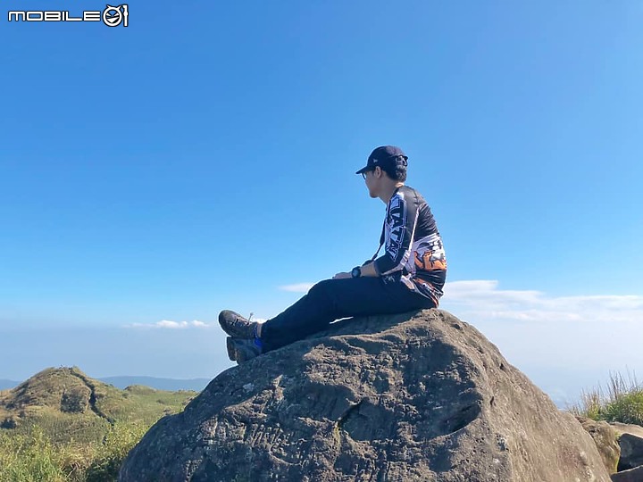 中午爬七星山