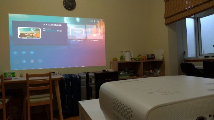 [BenQ TK810 開箱]🔥租套房也能享受大畫面Netflix投影追劇