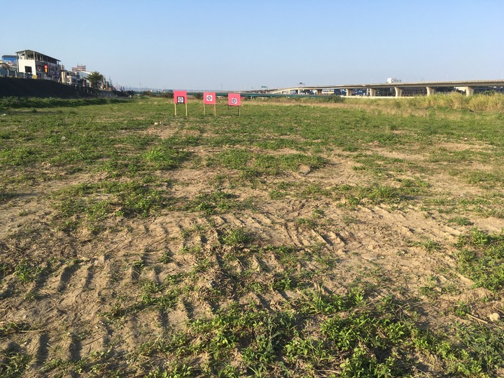 射箭 台中射箭 迪卡儂弓箭 大里飛場