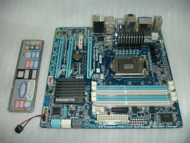 技嘉GA-Z68MX-UD2H-B3 DDR3可以加裝華碩 ROG ASUS STRIX RX570 4G