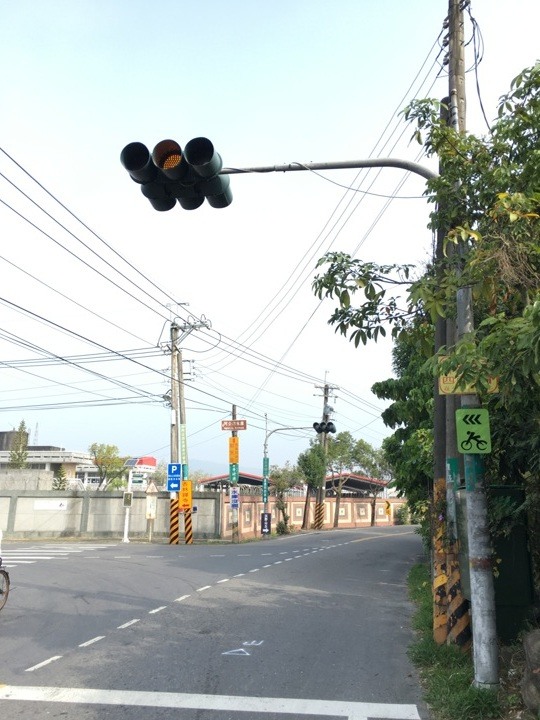 騎 車 到 月 球 ( 燕 巢、田 寮 )