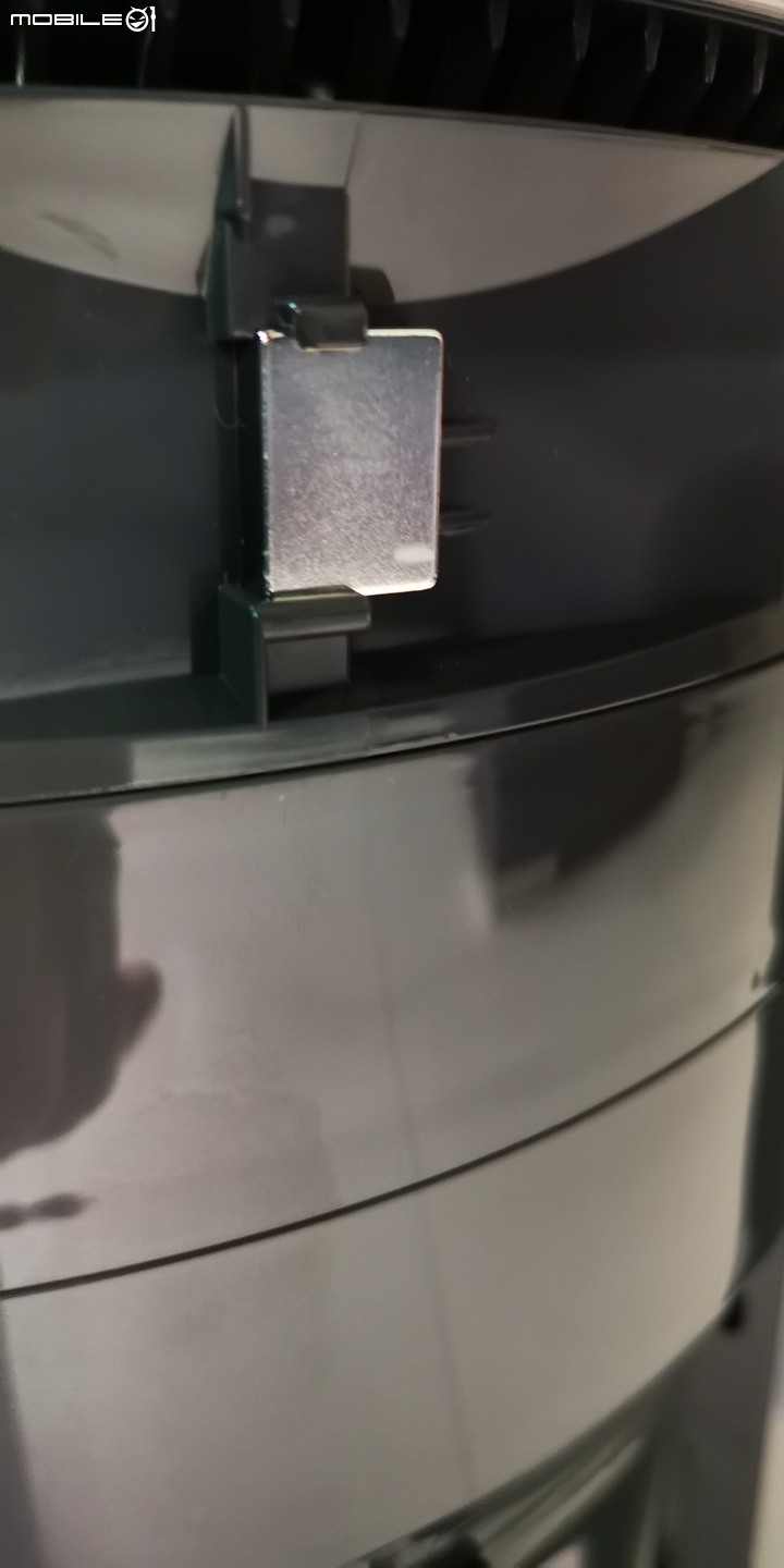 LG空氣清淨機 360度空氣淨化循環扇  AS601DPT0 大銀開箱(白色叫大白,銀色叫大銀)