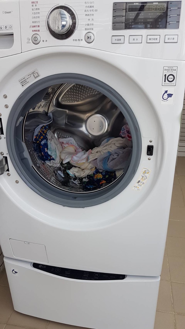 【開箱】布尿布媽咪最愛用 LG 9kg免曬衣乾衣機+下層10.5kg滾筒無烘乾 WR-90TW+WD-S105VCW