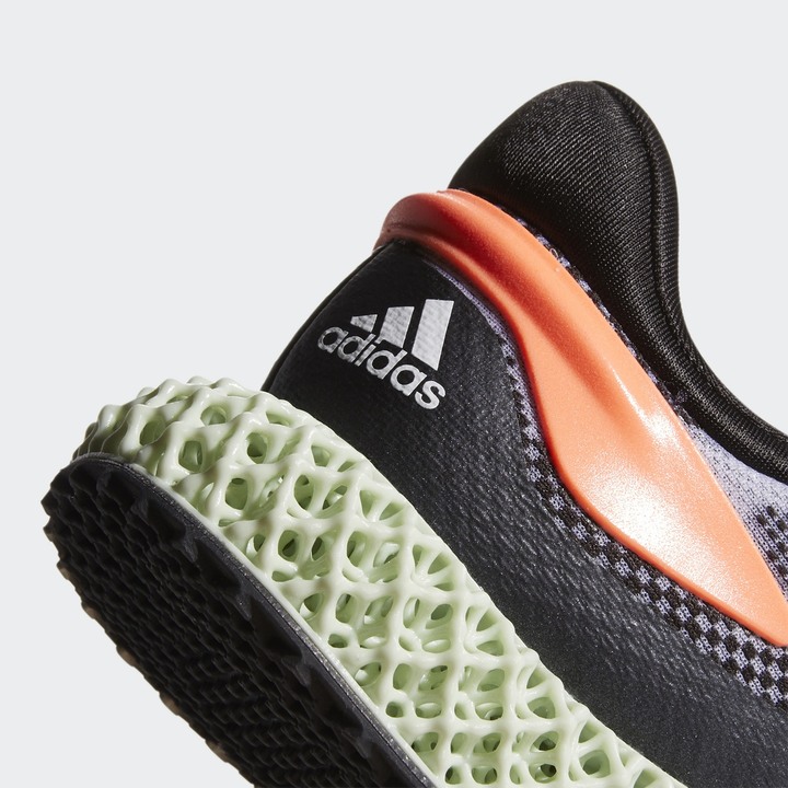 adidas推出Faster Than系列跑鞋 第一雙LIGHTSTRIKE中底跑鞋終於問世