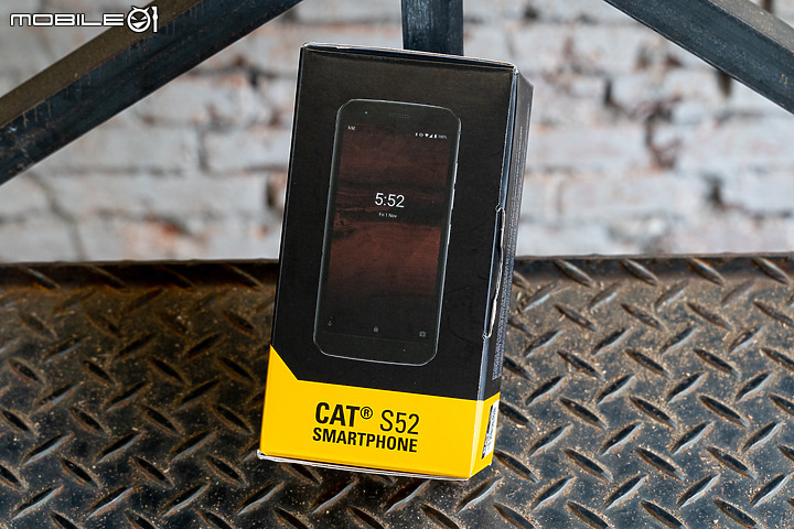 CAT S52 體驗：鐵漢一樣三防 但厚度很柔情