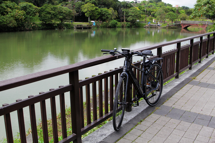 顛簸人生，非關輸贏 ~ 首次極限單車~ 挑戰虎山打虎奔馳 ~  Bumpy life, non-off winners and losers