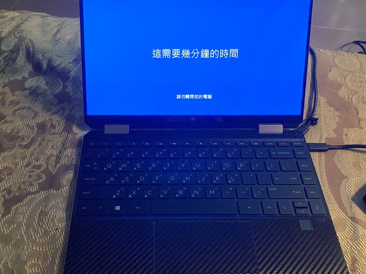 HP Spectre x360 Conv13-aw0005TU 拆解 與 調整分享