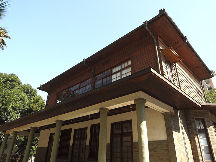 臺南市 中西區 原臺南愛國婦人會館｜文創PLUS 台南創意中心 — 曾經的美國新聞處，如今的創意中心