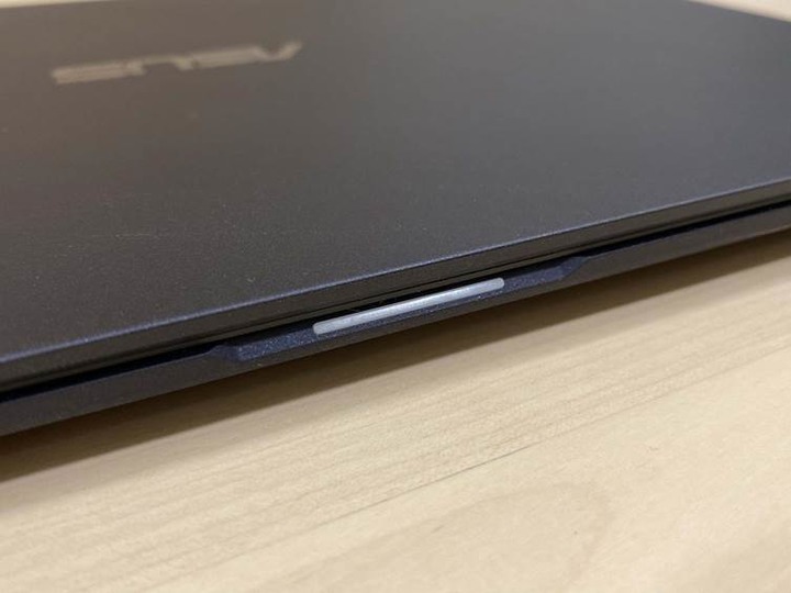 ASUS ExpertBook B9450 頂級商用筆電 開箱