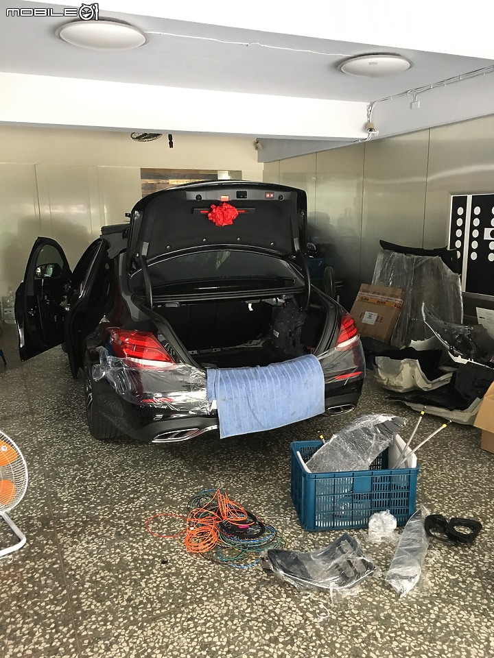 E路走來 始終如E，E路相挺 愛是唯E