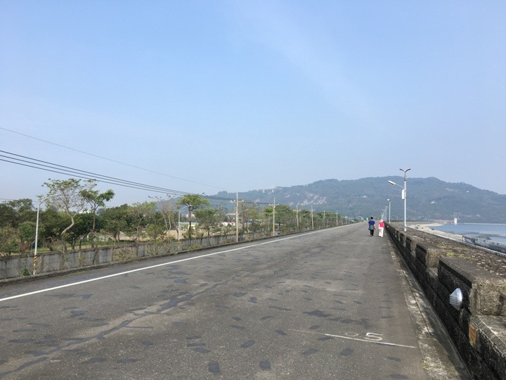 騎 車 到 月 球 ( 燕 巢、田 寮 )