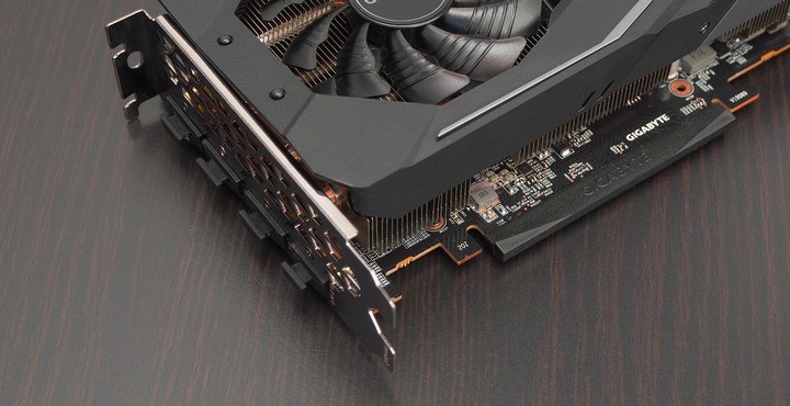 A卡中階生力軍 Gigabyte RX5600XT Gaming OC 開箱