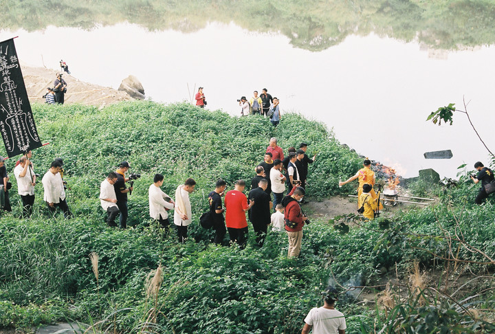 恭送瘟王千歲回天庭圓滿[EOS 300][C200][50.8II]